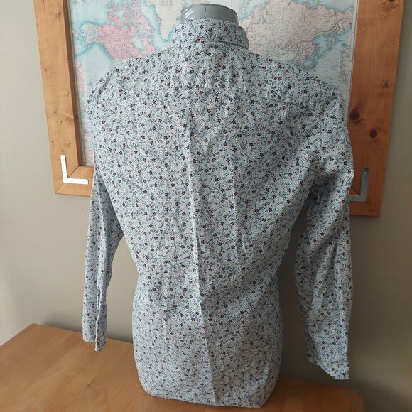 Banana Republic Blue Floral Casual Button Down Shirt - Picture 4 of 11